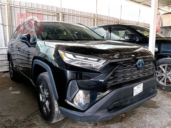 Toyota for sale in Iraq